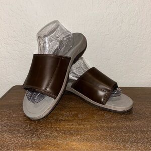 Vionic Brown Slide Sandals